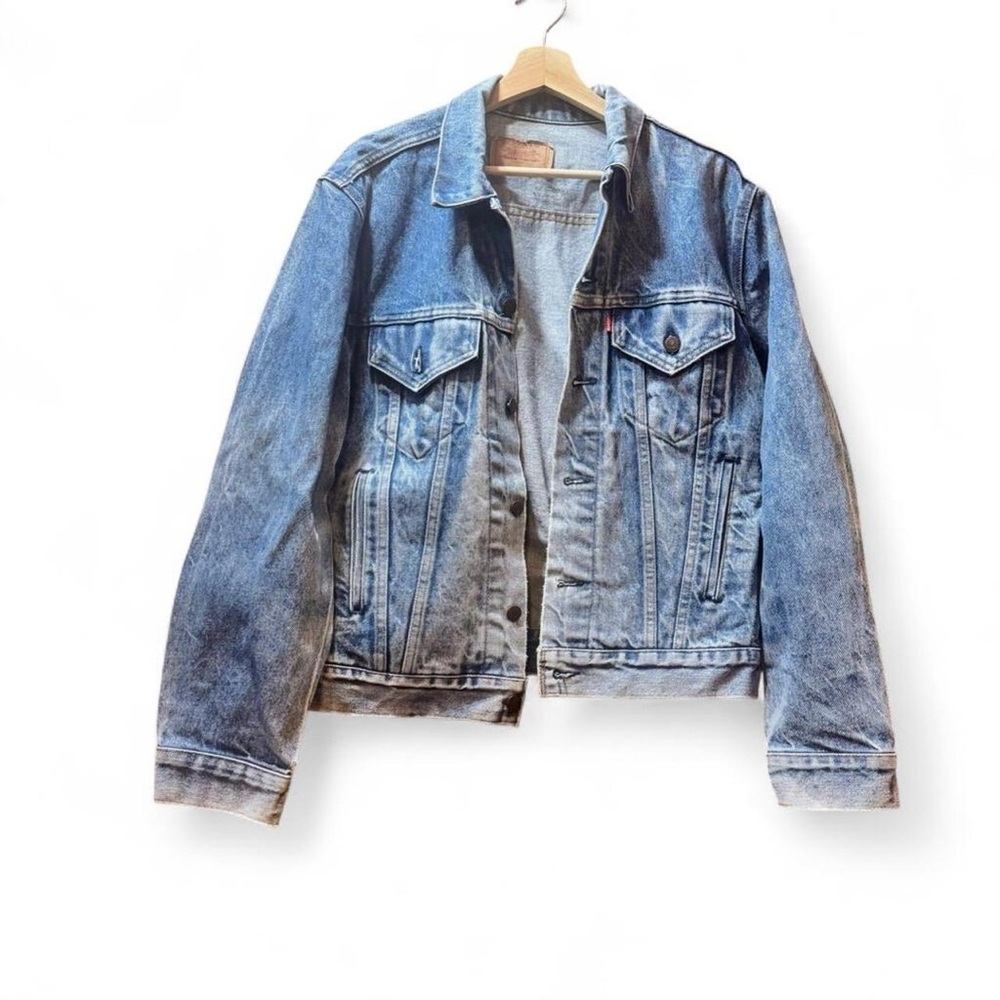 Levi's Light Blue Jean Jacket Size 42/Large